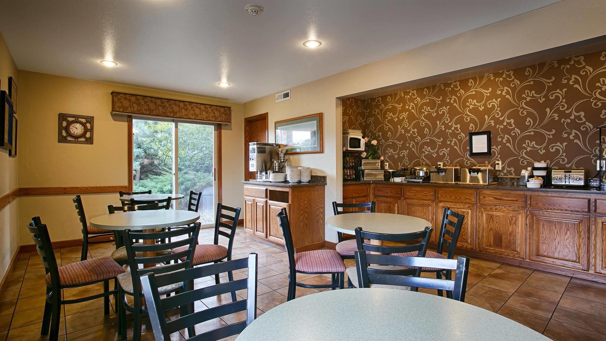 Rivertree Inn & Suites Clarkston Extérieur photo
